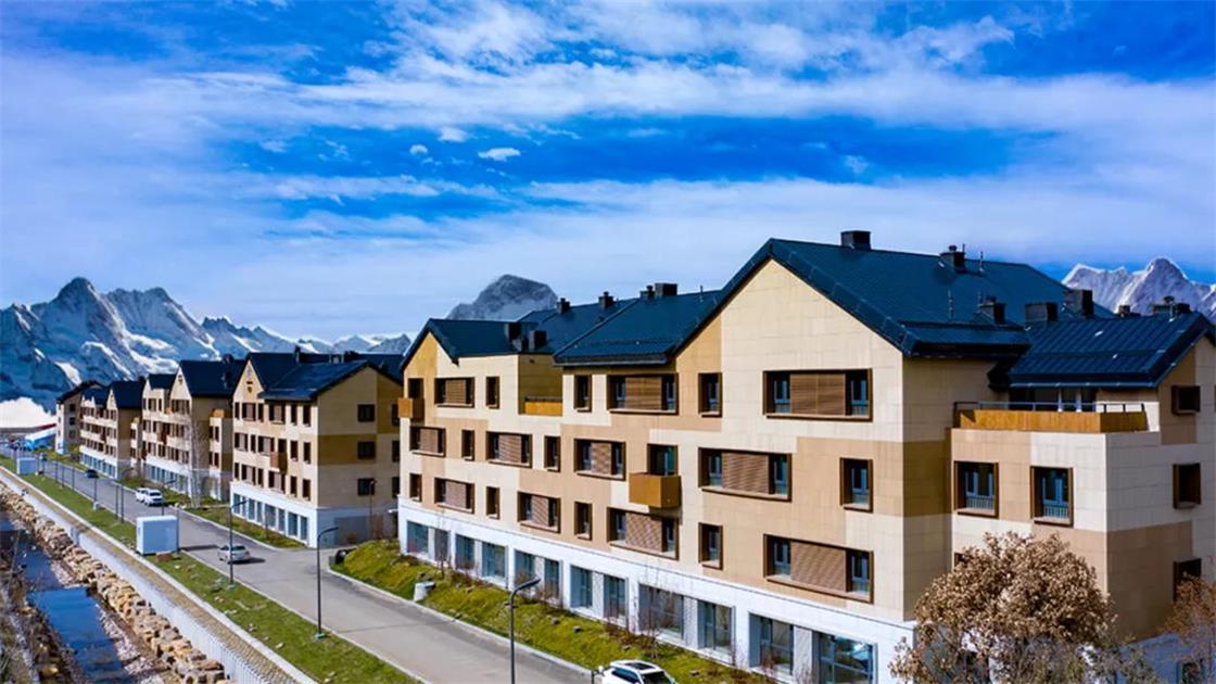 1646199643714911bRIm.jpg 3.jpg